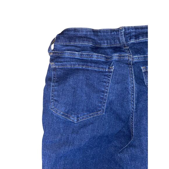 NYDJ Skinny Jeans Sz 6 Medium Wash Blue Denim EUC - Picture 7 of 7